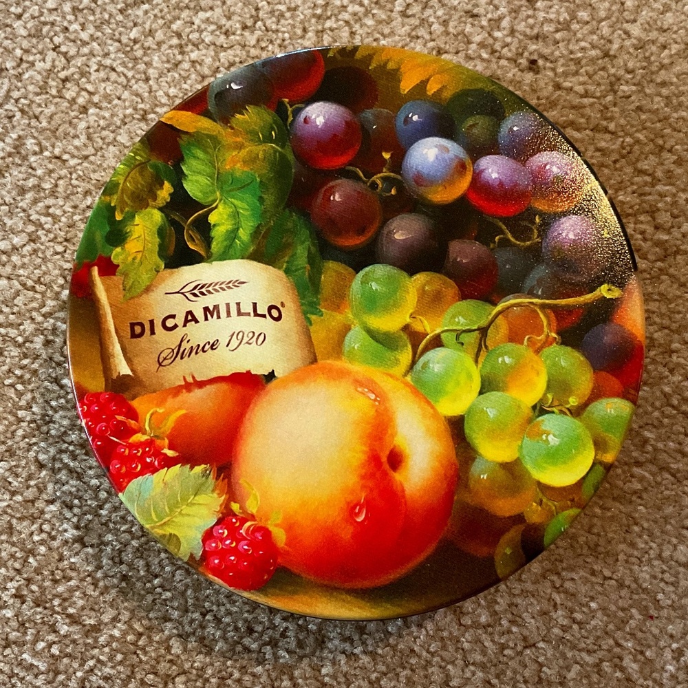 Di camillo, since 1920, empty tin with holiday season plus festive 🍇 fruit